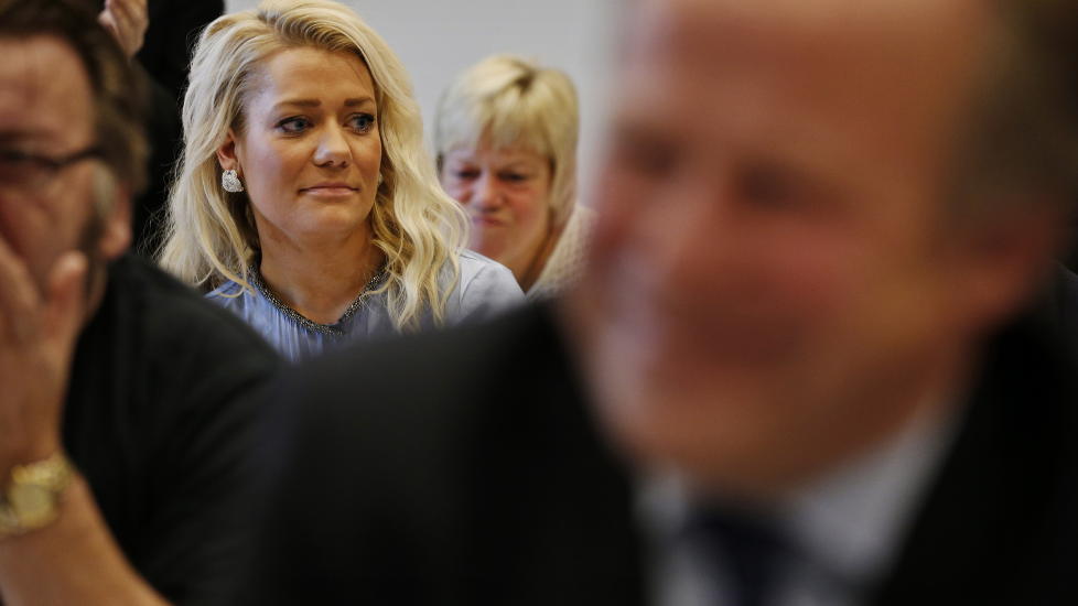 ARBEIDSLINJA FOR UNGDOM: I niende klasse fikk SpU-leder Sandra Borch ekstrajobb i butikk, som hun siden kombinerte med skolegang. Mange flere b�r gj�re det samme, og flere arbeidsgivere b�r gj�res det samme som hennes arbeidsgiver gjorde, mener Borch, nemlig tilrettelegge for personer med handikap. Foto: Erlend Aas / NTB scanpix