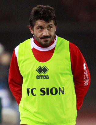 Milan-legenden fikk sparken i sveitsisk klubb etter elleve uker