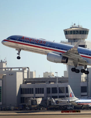 M�tte avbryte flyturen da en kvinne nektet � slutte � synge �I Will Always Love You�