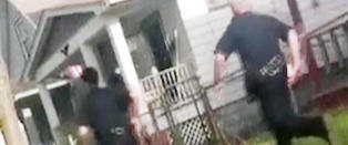 Her bryter politiet seg inn hos kidnapperen