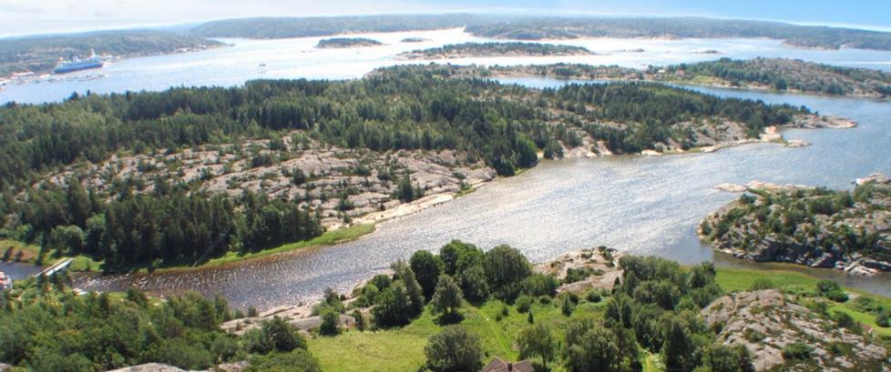 - Legg inn skambud p� svenske hytter i �r