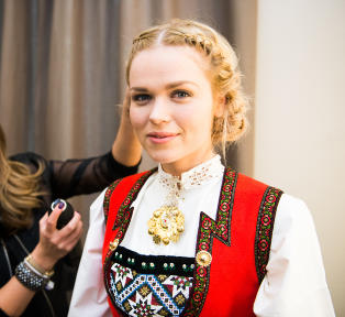 - Ikke vask h�ret p� 17. mai