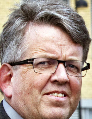 Varaordf�reren visste at Rune �ygard og jenta delte seng