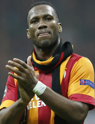 - Dere ropte �apekatt� og kaller dere ekte supportere?