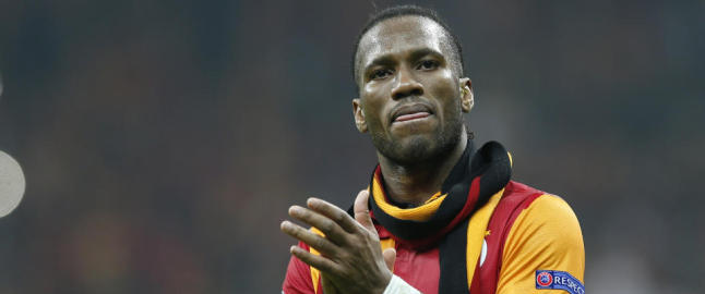 - Dere ropte �apekatt� og kaller dere ekte supportere?