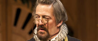 Stephen Fry har ein m�rk l�yndom