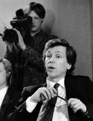 - Vi er ikke inspirert av Bakkes tanker for 25 år siden