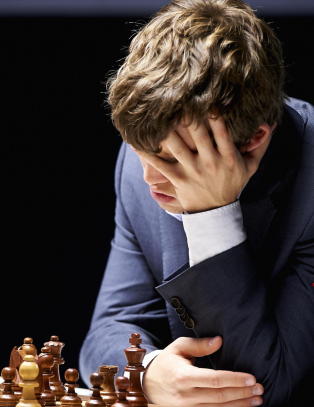 Carlsen slakter seg selv etter nedtur i Stavanger