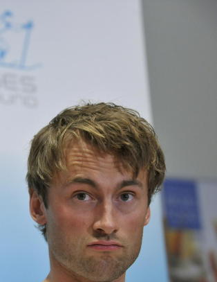Petter Northug signerte ny sponsoravtale kl. 03.30