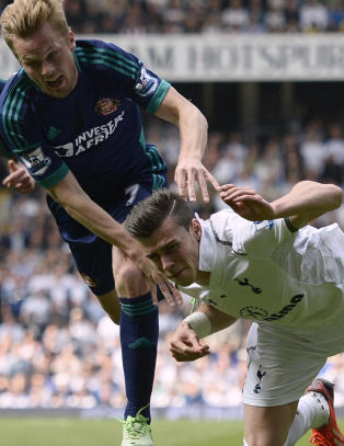 Her snytes Spurs for straffe