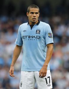 Rodwell erstatter skadet Cleverley