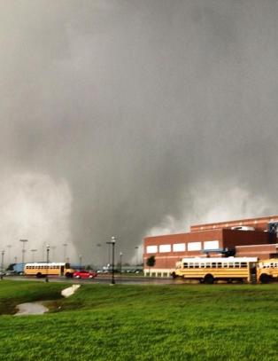 Tornado i d�dsfart mot 170 000 beboere