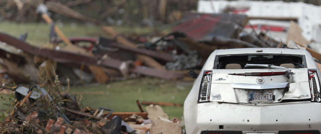- Så tornadoen nærme seg i bakspeilet