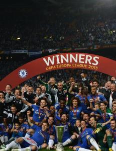 Europaligavinneren f�r spille i Champions League i fremtiden
