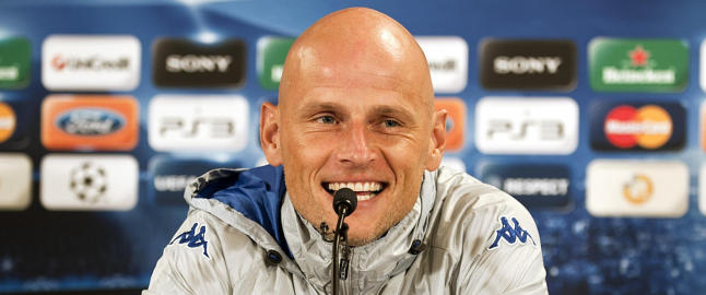 Solbakken nekter � ta over gammel rival