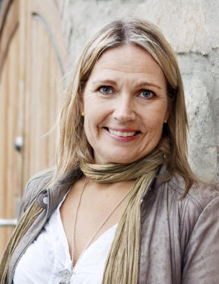 - Hun har f�tt sansen for juss, men jeg har foresl�tt at hun tar seg ett �r fri