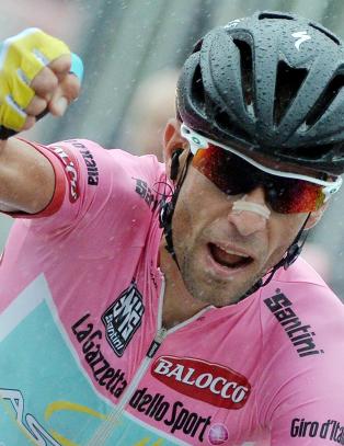 Nibali utklasset Evans p� Giro-tempoen