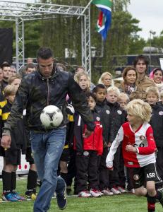 Van Persie rundlurte ti �r gamle talenter