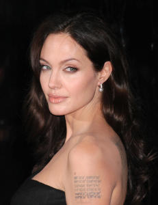 Gift tobarnsfar glemte sitt eget navn da Angelina Jolie kysset ham