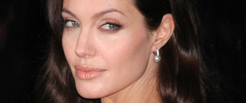Gift tobarnsfar glemte sitt eget navn da Angelina Jolie kysset ham