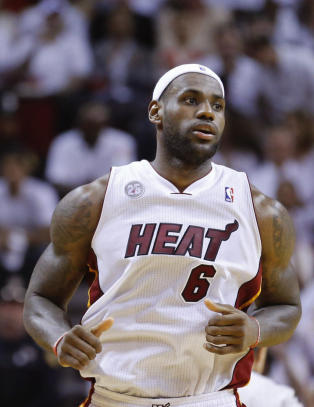 LeBron: - De slo oss og feiret på vårt eget gulv. Det glemmer jeg ikke