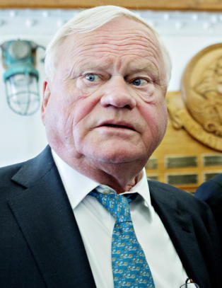 Det er mangel på flinke folk i Norge, mener John Fredriksen