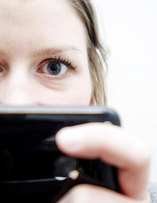 - Unge har tvangsmessig forhold til Facebook