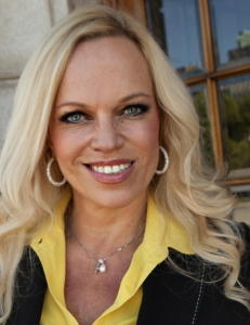 Er Hanne Nabintu Herland på hemmelig oppdrag for «venstresiden»?