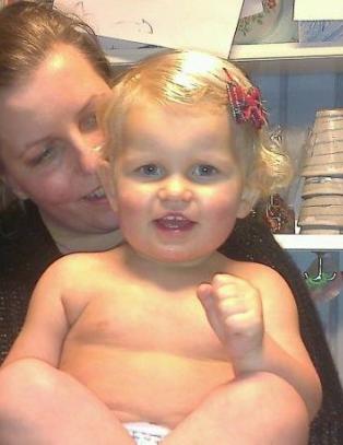 Synne skriker seg livl�s