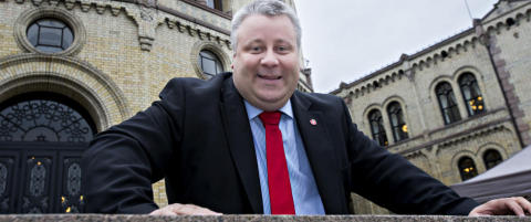 Frp vil b�rsnotere NSB