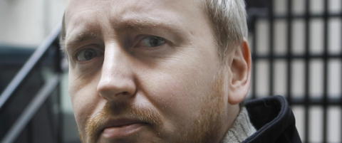 - Politikerne holder asylbarna for narr