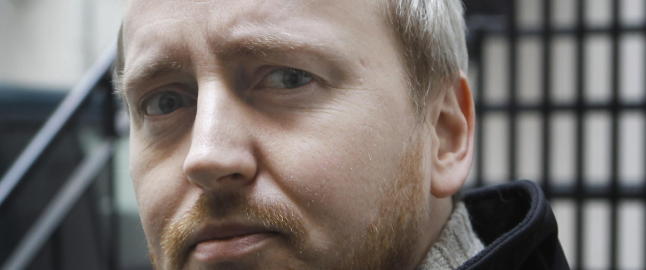 - Politikerne holder asylbarna for narr
