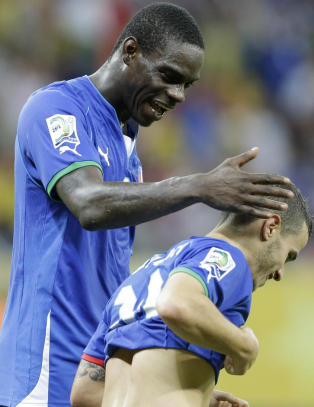 Italia l� under 0-2 mot Japan, men kom tilbake