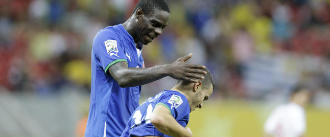 Italia l� under 0-2 mot Japan, men kom tilbake
