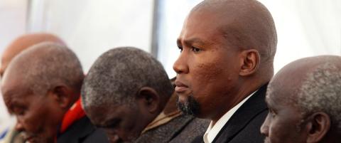 Åpner straffesak mot
Mandla Mandela