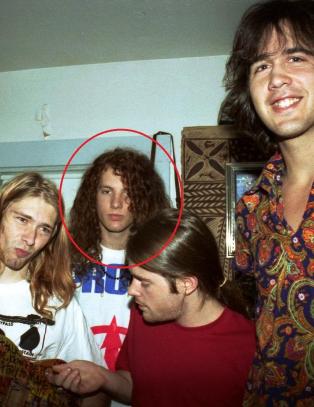 Slik ble Nirvana-gitaristen elitesoldat og krigshelt