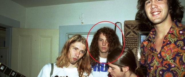 Slik ble Nirvana-gitaristen elitesoldat og krigshelt