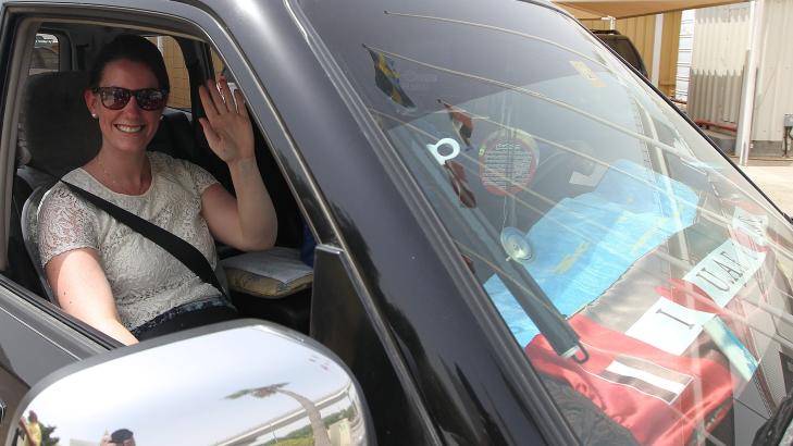 GLAD: Marte Dalelv vinket til kamera utenfor Sjømannskirken i Dubai, hvor hun har oppholdt seg den siste tida. Foto: AFP / Karim Sahib / NTB Scanpix GLAD: Marte Dalelv vinket til kamera utenfor Sjømannskirken i Dubai, hvor hun har oppholdt seg den siste tida. Foto: AFP / Karim Sahib / NTB Scanpix