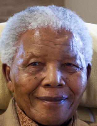 Purret på at kritisk syke Mandela ikke hadde betalt strømregninga