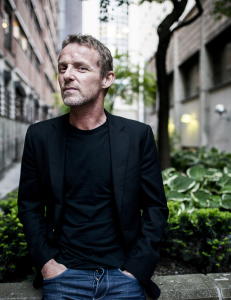 Veien er kort mellom rock'n'roll og boksidene