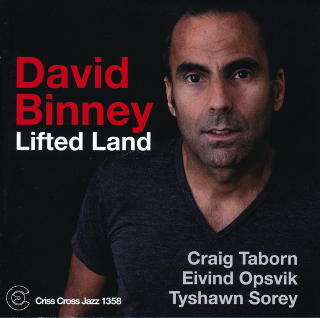 DAVID BINNEY: Altsaksofonist i ungt, knallsterkt selskap. DAVID BINNEY: Altsaksofonist i ungt, knallsterkt selskap.