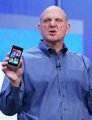 Kan noen snu den lekke supertankeren Microsoft?