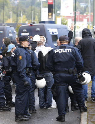 Politiet: - VIF-supporterne gikk til angrep