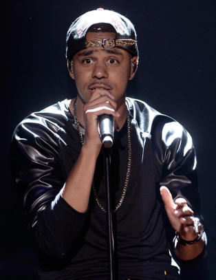 Han vant salgs- konkurransen mot Kanye West