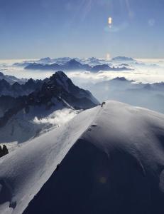 Fjellklatrer fant juveler verdt 1,9 millioner midt ute i fjellheimen