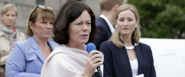 - Hvis vi får en homohater som likestillingsminister, får regjeringen et problem