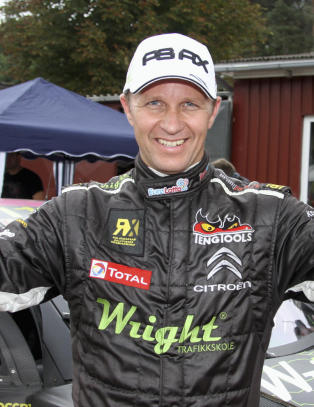 Petter Solberg vil kjempe mot Sebastien Loeb