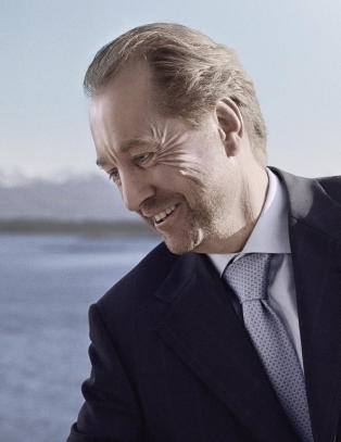 Røkke kjøper seg kraftig opp i Aker Solutions
