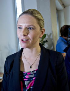 Lundteigen vil vite om Listhaug har jobbet for Rema 1000
