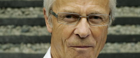 La oss opptre anstendig